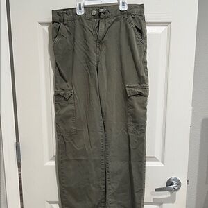 Women’s Olive Cargo Pants